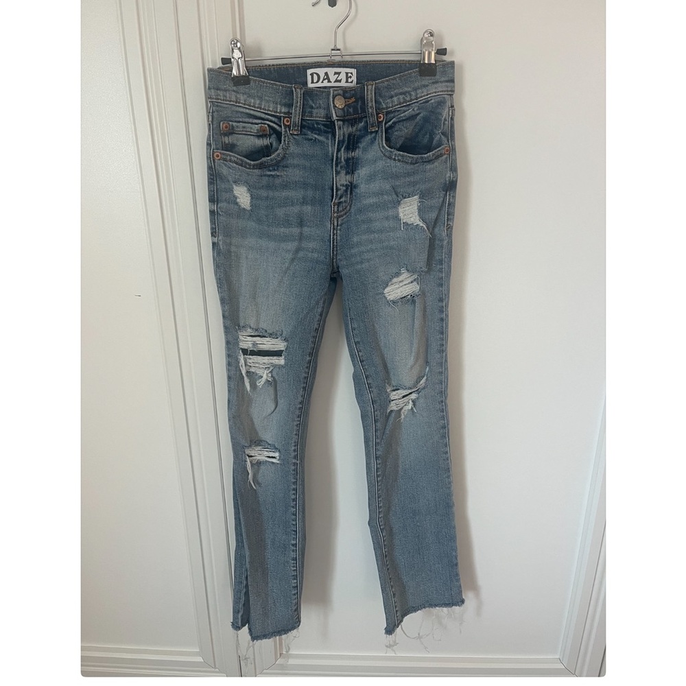 Women's Distressed Blue Jeans